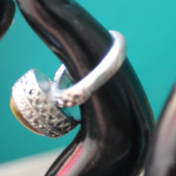 Vintage Tiger Eye Ring - Picture 15 of 16